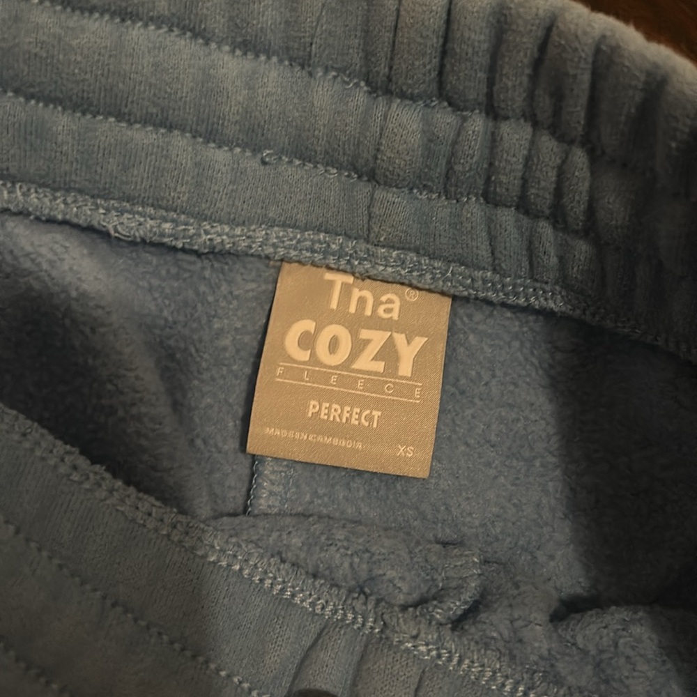 Sweatpants - Picture 3 of 4